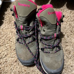 Bearpaw hiking boots